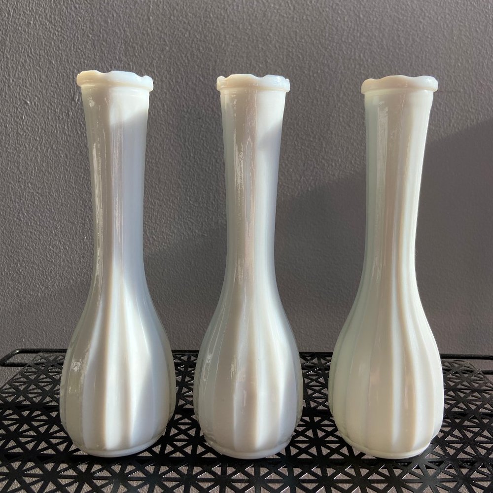 Set of three CLG Co. Milk Glass Vases - Excellent vintage condition